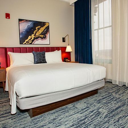 Blu-Tique, Akron, A Tribute Portfolio Hotel Exterior photo