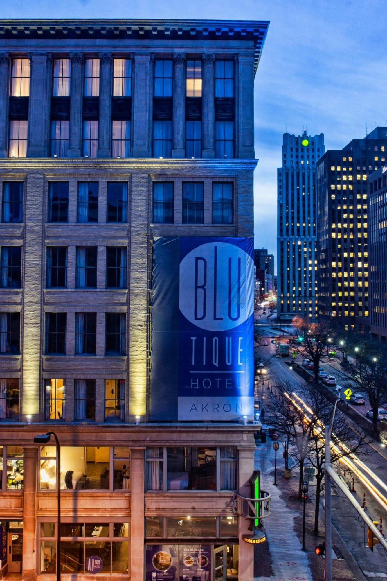 Blu-Tique, Akron, A Tribute Portfolio Hotel Exterior photo